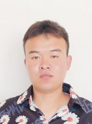 李鹏飞（男）电子商务